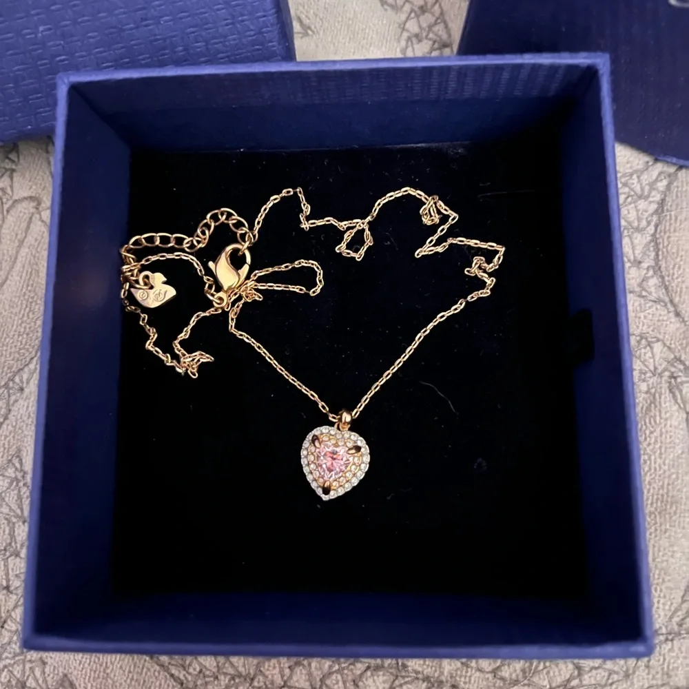 Swarovski heart necklace - Picture 4 of 5